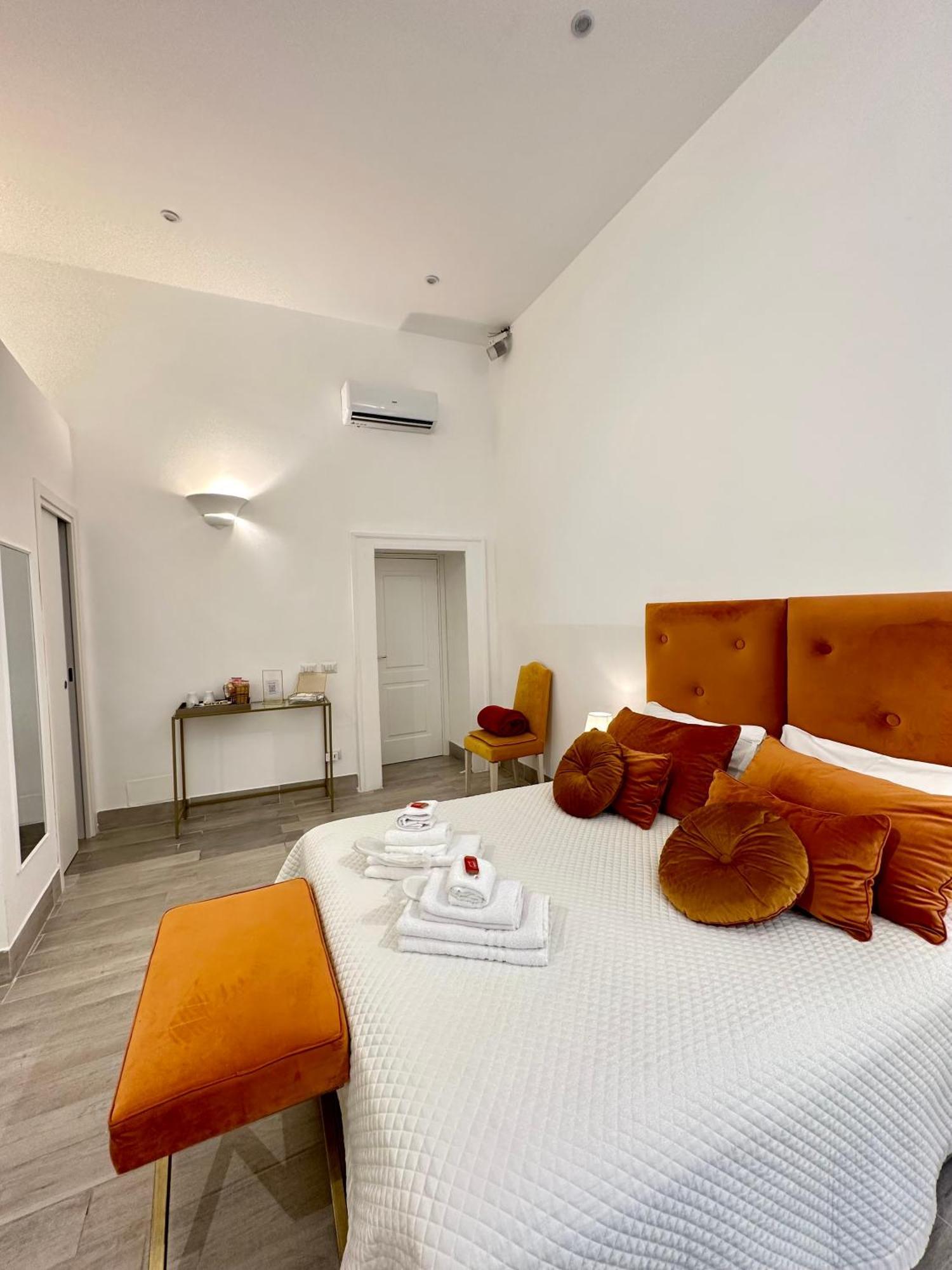 Maison M Napoli Boutique Rooms Exterior foto